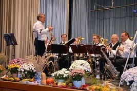 20082
